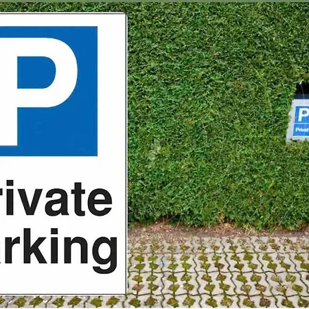 Lejlighed Stylish In Neukoelln Kiez Privat Parkplatz Berlin