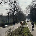 Stylish In Neukoelln Kiez Privat Parkplatz Берлин