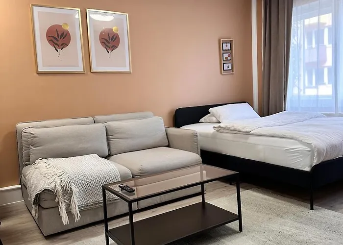 Apartment Stylish In Neukölln Kiez Privat Parkplatz *